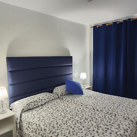 Comodoro Magnifico Apartamento En La Playa Los Cristianos  Eksteriør bilde